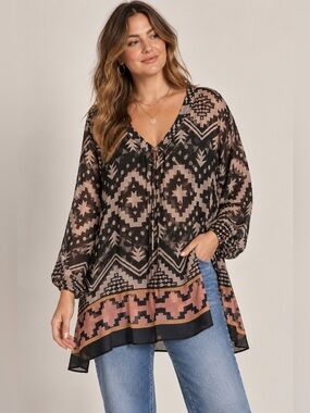 Pleione Bohemian Geometric Print V-Neck Tunic Top - Black and Taupe